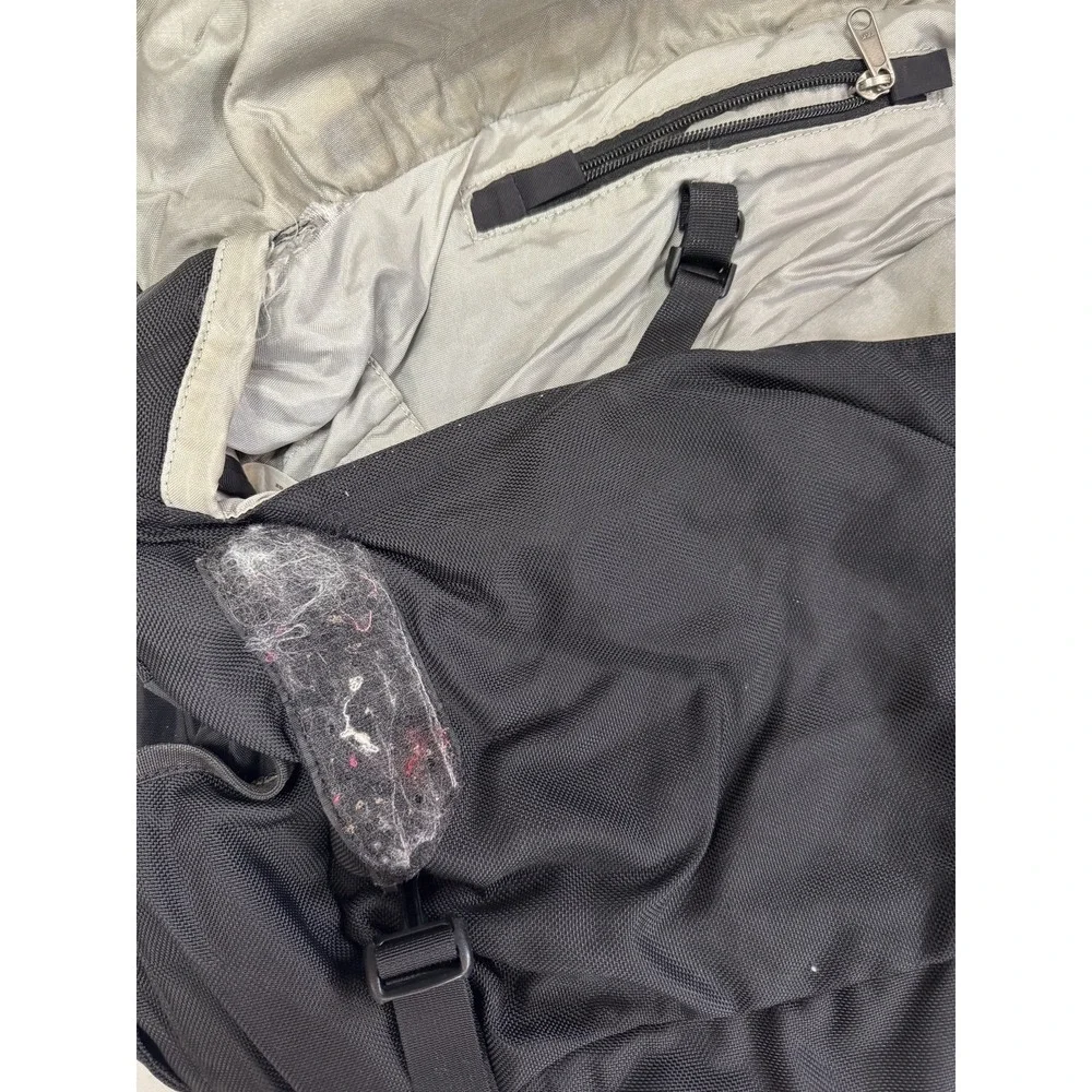 Patagonia 48276 Critical Mass Bag Black Messenger Laptop Nylon Crossbody VTG